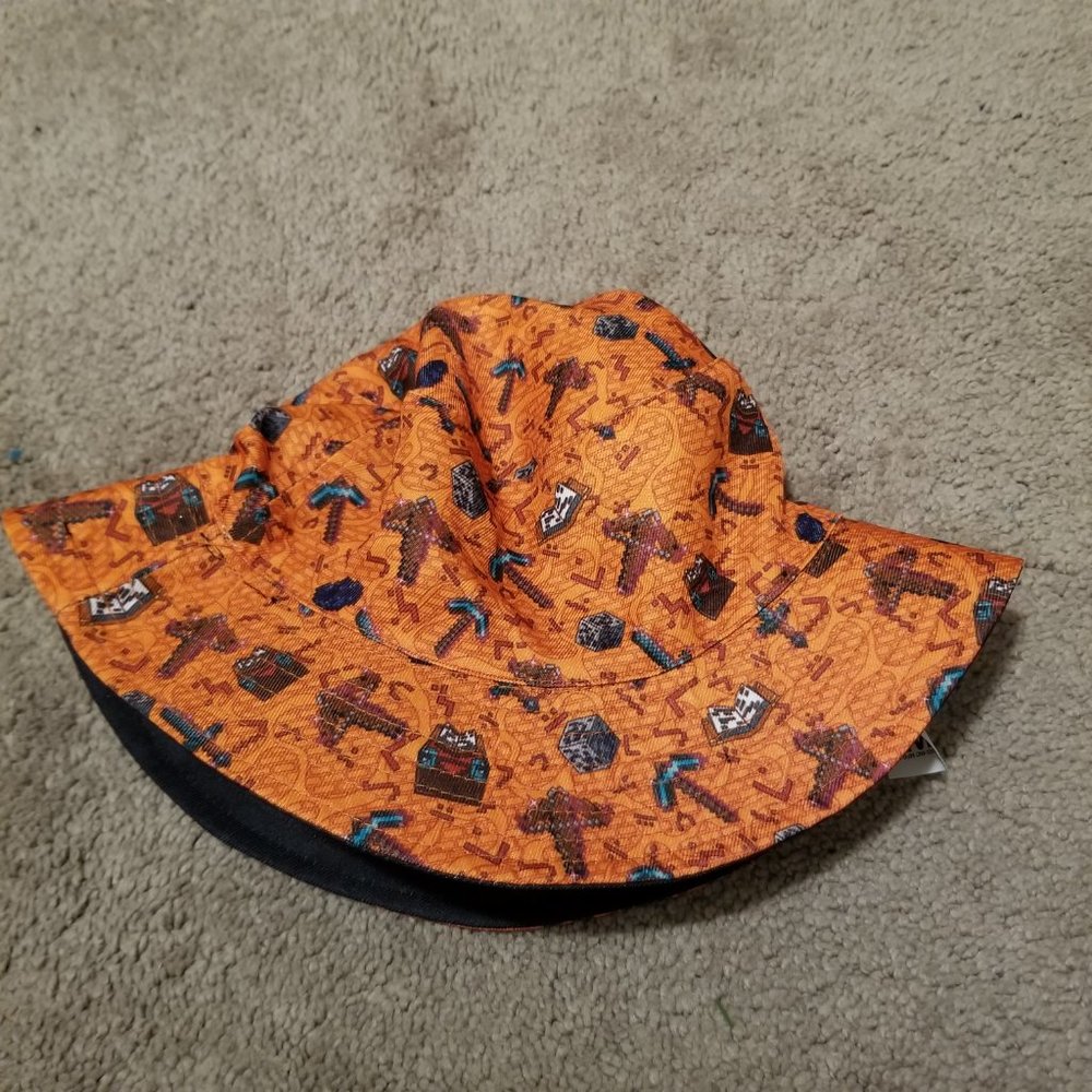 Kid's Minecraft Reversible Bucket Hat - Picture 2 of 5